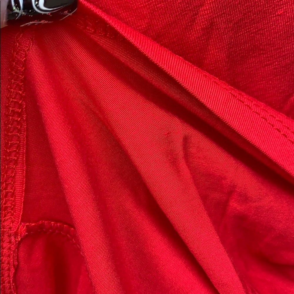 RED MATERNITY DETAILED TUNIC TOP - Picture 8 of 9